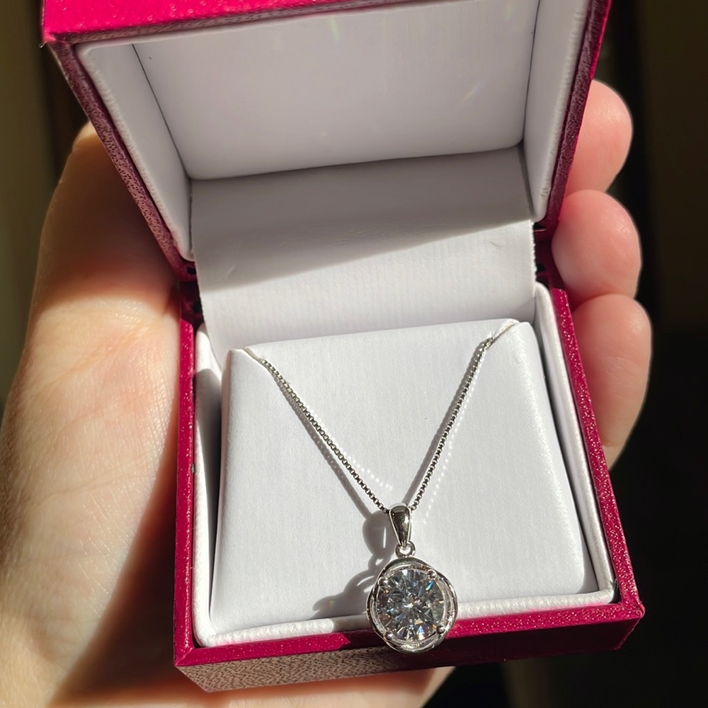 Heldzberg diamonds sterling necklace